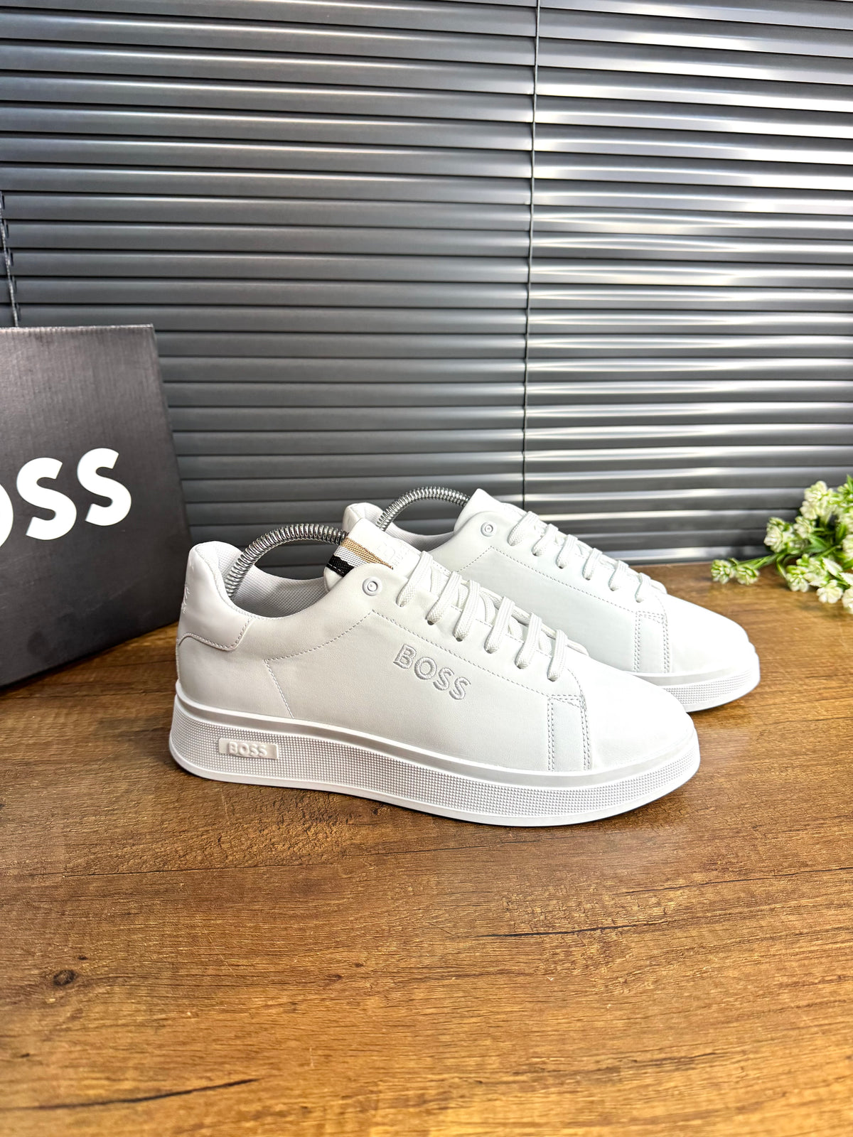 BOSS ayakkabı TN beyaz