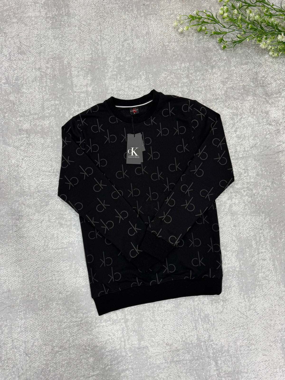 CK desenli sweatshirt siyah