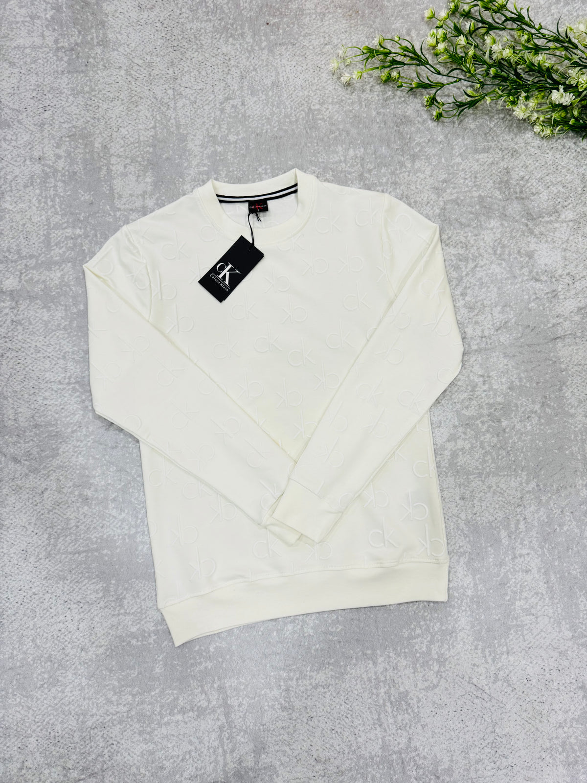 CK desenli sweatshirt beyaz