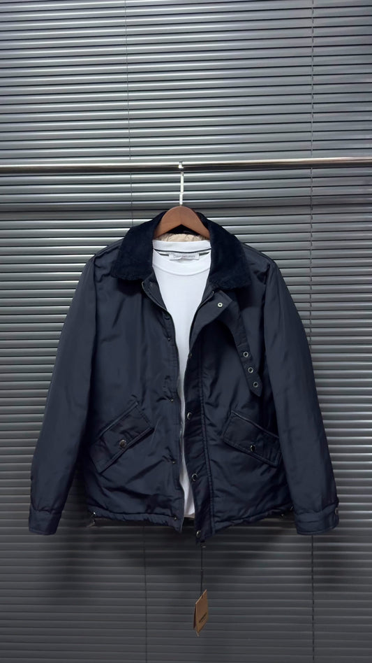 Burberry mont yakalı lacivert